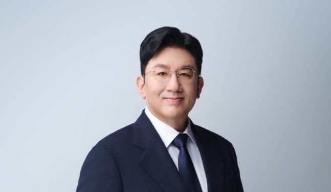 Bang Si-hyuk 在 2026 年被起诉？